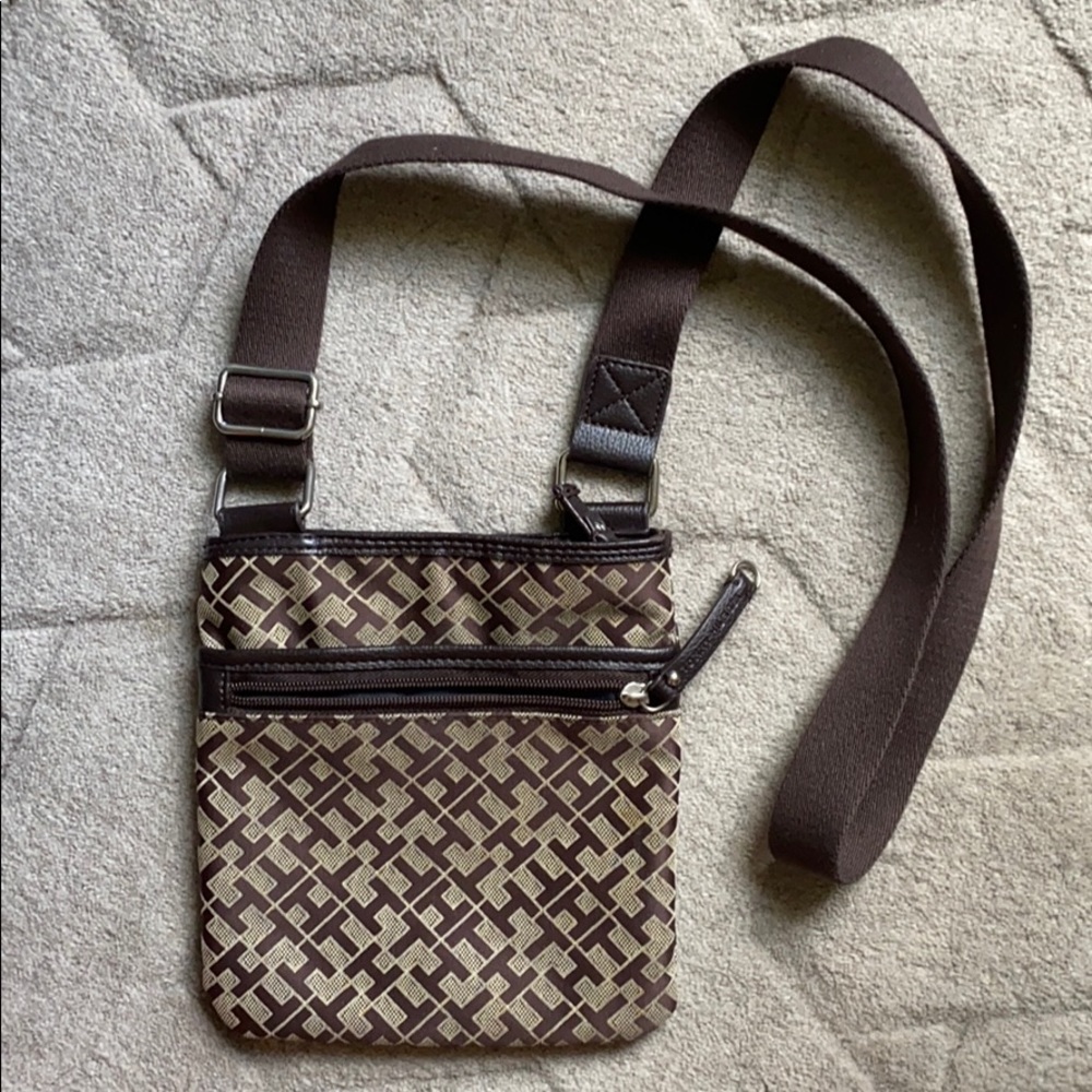 Tommy Hilfiger Crossbody